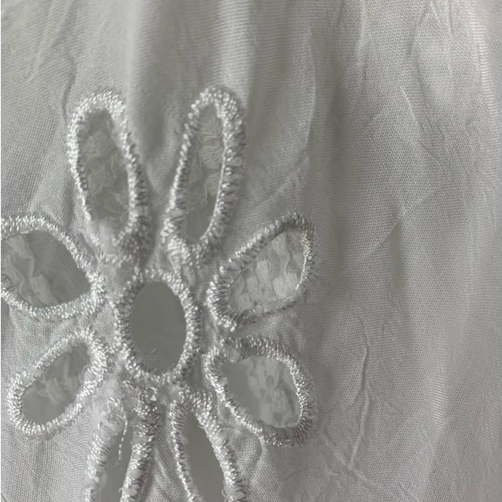Johnny Was Embroidered White Short Sleeve Tunic Top Shirt, size L - Picture 6 of 7